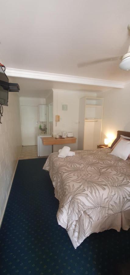 Bargara Motor Inn - Pet Friendly Exteriör bild