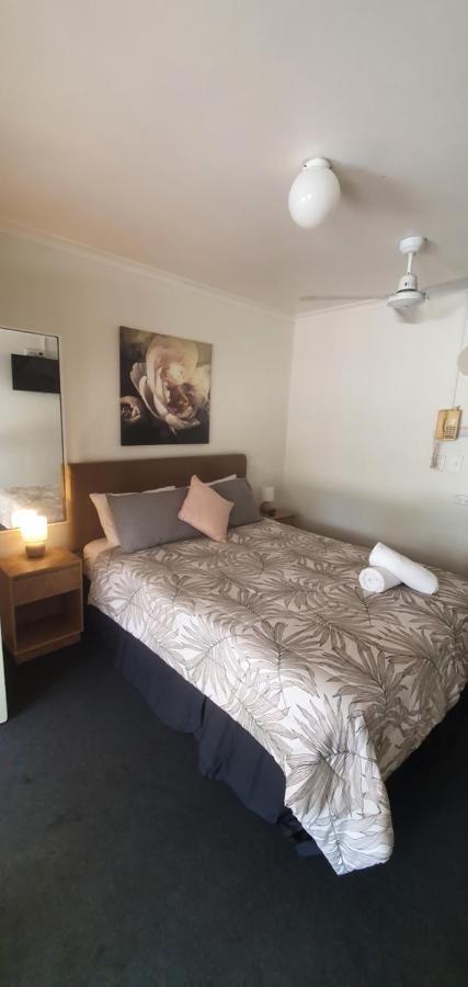 Bargara Motor Inn - Pet Friendly Exteriör bild
